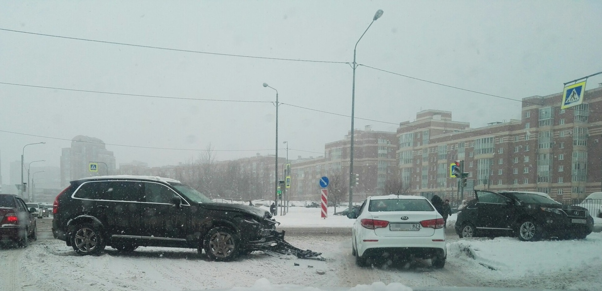 ДТП на Сизова